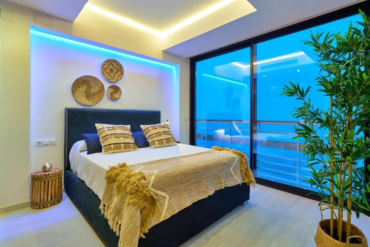 Savanna Beach. Amazing Apartment With Jacuzzi Torremolinos