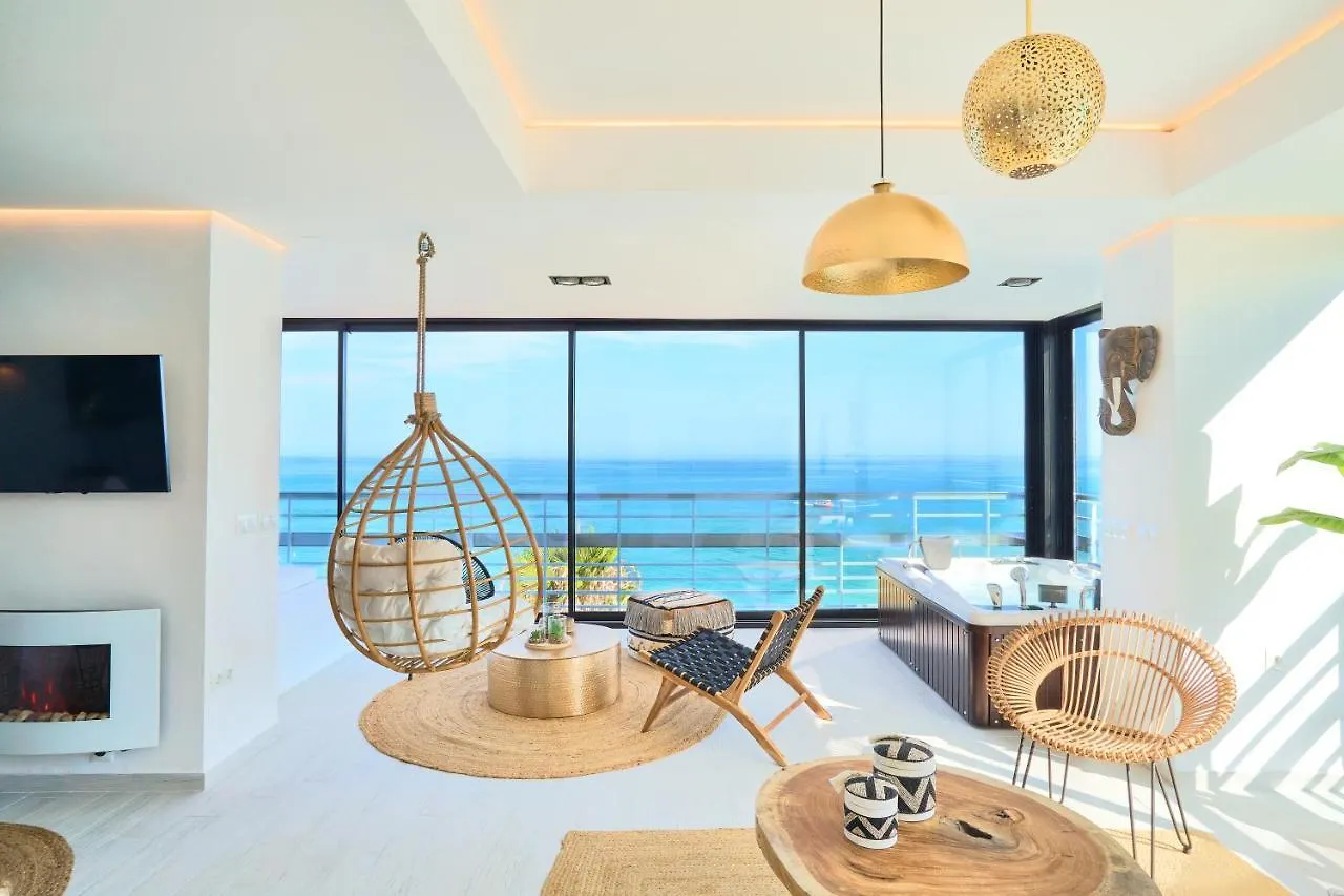 Savanna Beach. Amazing Apartment With Jacuzzi Torremolinos 0*,