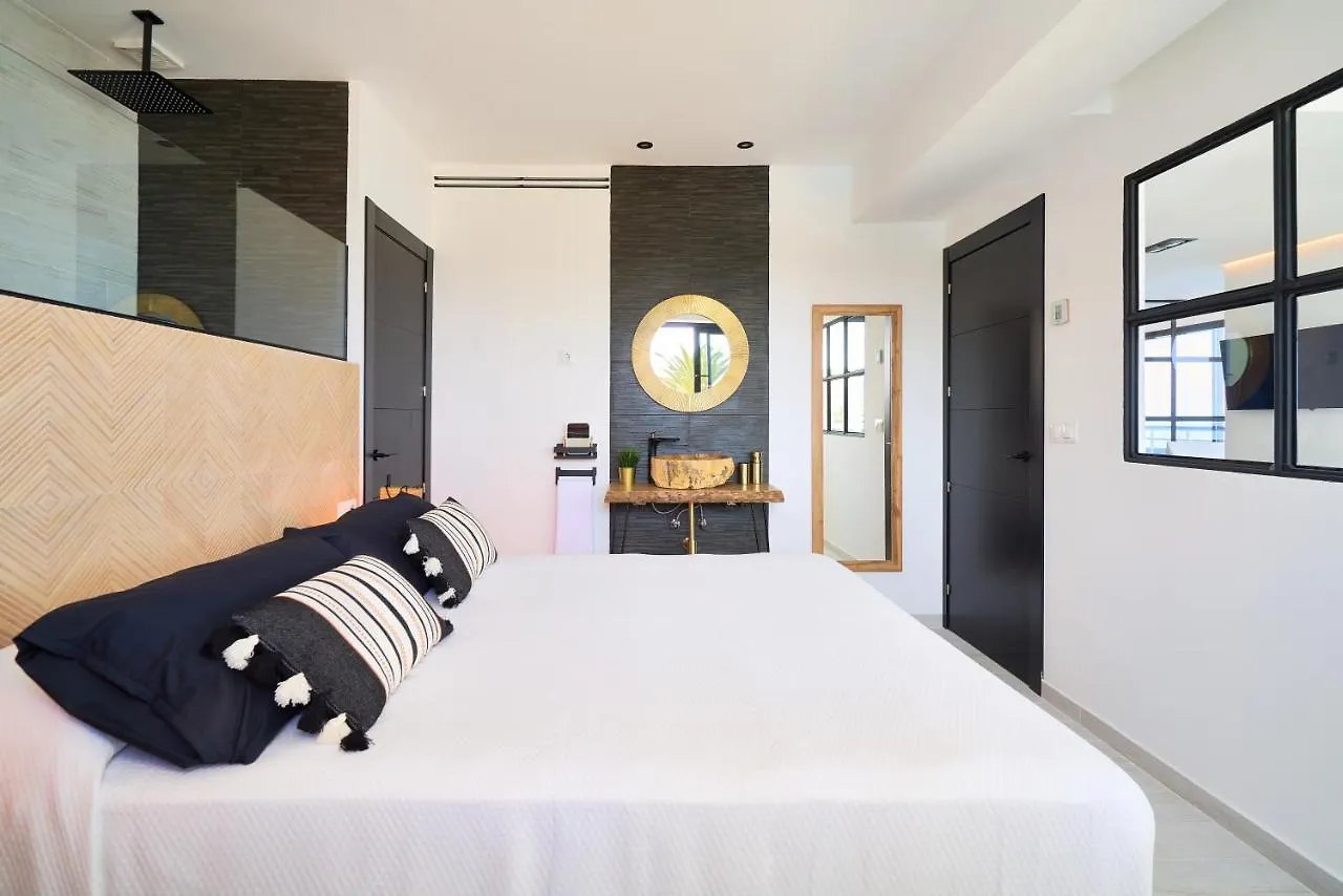 Savanna Beach. Amazing Apartment With Jacuzzi Torremolinos 0*,