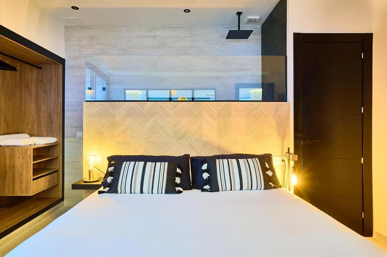 Savanna Beach. Amazing Apartment With Jacuzzi Torremolinos 0*,  Spain